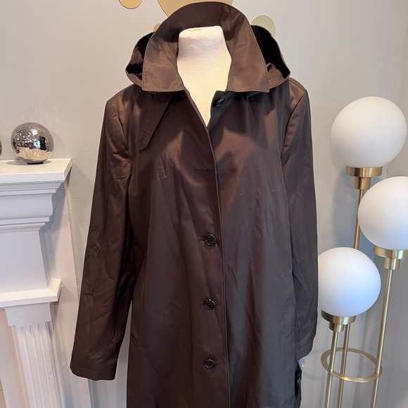 Lauren Ralph Lauren Jackets & Blazers - NWT Lauren Ralph Lauren Hooded Raincoat